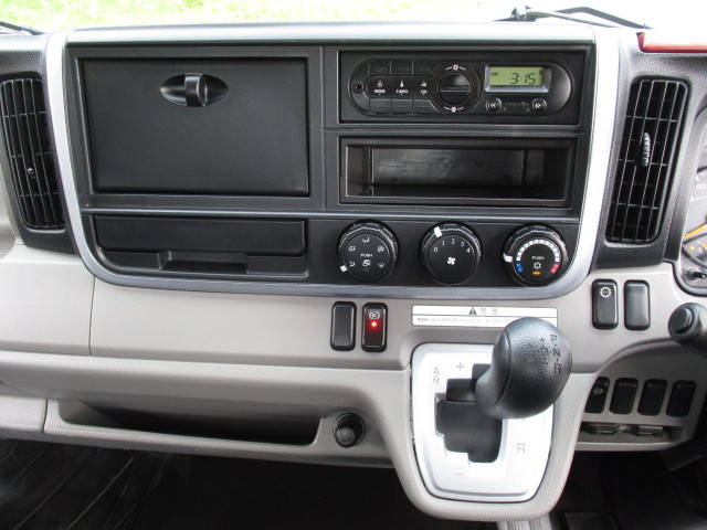 三菱ふそうキャンターセーフティローダー小型（2t・3t）[写真25]