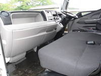 三菱ふそうキャンターセーフティローダー小型（2t・3t）[写真27]