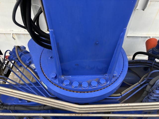 UDトラックスコンドルクレーン4段増トン（6t・8t）[写真18]