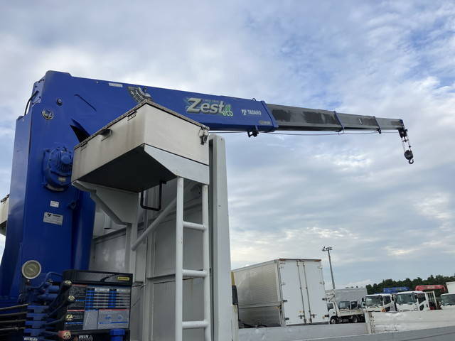 UDトラックスコンドルクレーン4段増トン（6t・8t）[写真20]