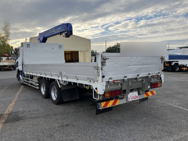 UDトラックスコンドルクレーン4段増トン（6t・8t）[写真04]