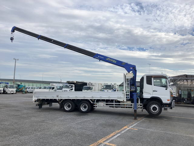 UDトラックスコンドルクレーン4段増トン（6t・8t）[写真06]