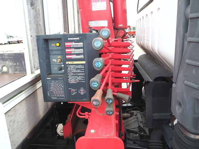 いすゞエルフクレーン4段小型（2t・3t）[写真10]