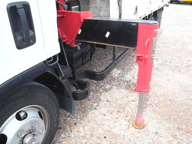 いすゞエルフクレーン4段小型（2t・3t）[写真13]