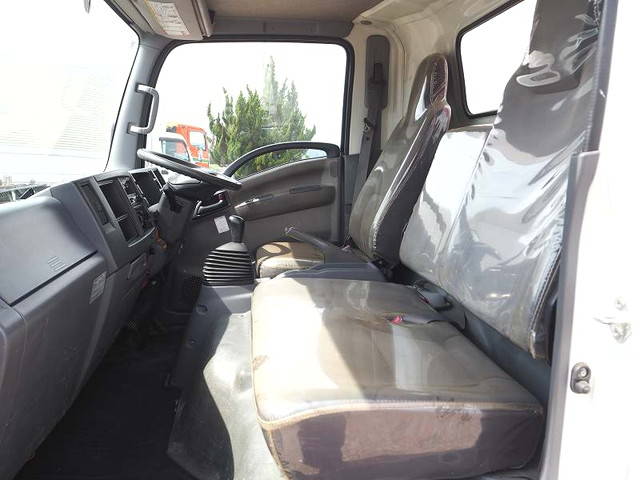 いすゞエルフクレーン4段小型（2t・3t）[写真36]