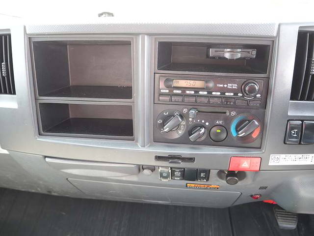 いすゞエルフクレーン4段小型（2t・3t）[写真38]