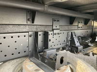 いすゞエルフアルミバン小型（2t・3t）[写真25]