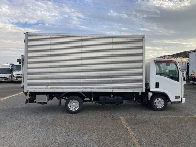 いすゞエルフアルミバン小型（2t・3t）[写真07]