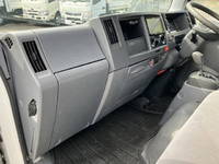 いすゞエルフアルミバン小型（2t・3t）[写真30]