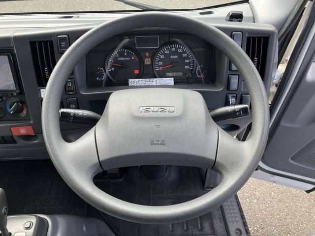 いすゞエルフアルミバン小型（2t・3t）[写真33]