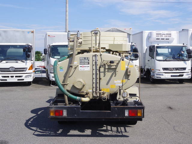 いすゞエルフバキュームカー小型（2t・3t）[写真19]