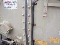 いすゞエルフバキュームカー小型（2t・3t）[写真25]