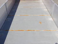 日野レンジャーアルミブロック中型（4t）[写真12]