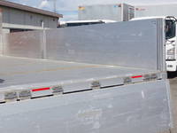 日野レンジャーアルミブロック中型（4t）[写真14]