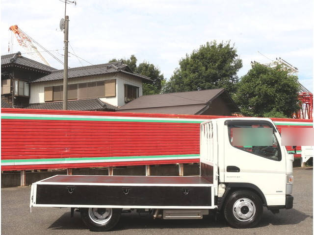 三菱ふそうキャンター平ボディ小型（2t・3t）[写真11]