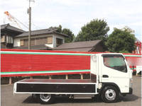 三菱ふそうキャンター平ボディ小型（2t・3t）[写真11]