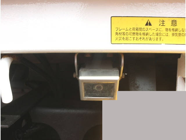 三菱ふそうキャンター平ボディ小型（2t・3t）[写真18]