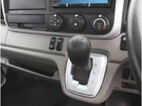 三菱ふそうキャンター平ボディ小型（2t・3t）[写真25]