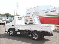 三菱ふそうキャンター平ボディ小型（2t・3t）[写真02]