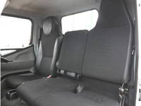 三菱ふそうキャンター平ボディ小型（2t・3t）[写真34]