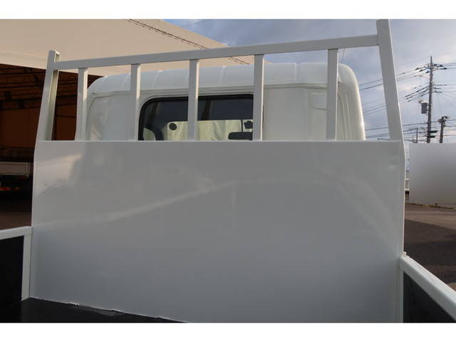 三菱ふそうキャンター平ボディ小型（2t・3t）[写真10]