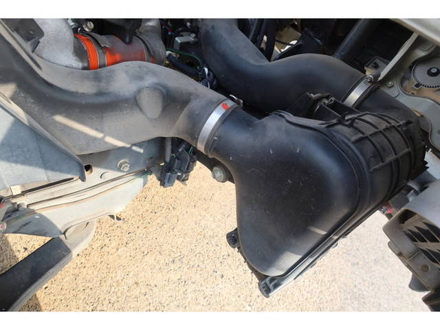 三菱ふそうキャンター平ボディ小型（2t・3t）[写真25]