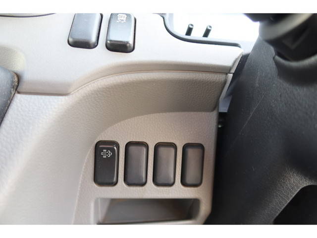 三菱ふそうキャンター平ボディ小型（2t・3t）[写真34]