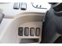 三菱ふそうキャンター平ボディ小型（2t・3t）[写真35]