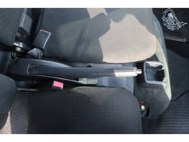 三菱ふそうキャンター平ボディ小型（2t・3t）[写真35]