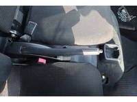 三菱ふそうキャンター平ボディ小型（2t・3t）[写真36]