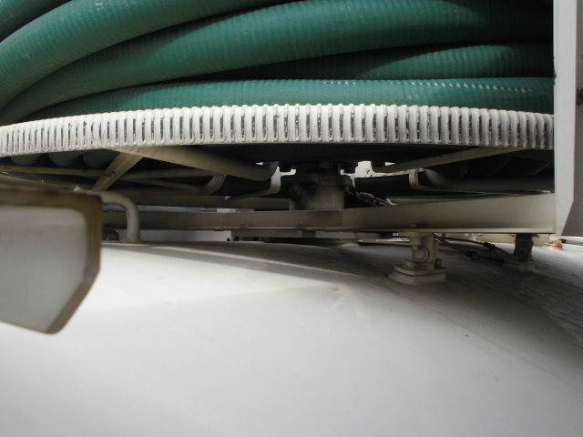 いすゞエルフバキュームカー小型（2t・3t）[写真12]