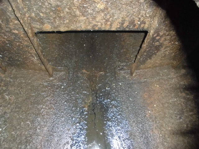 いすゞエルフバキュームカー小型（2t・3t）[写真31]