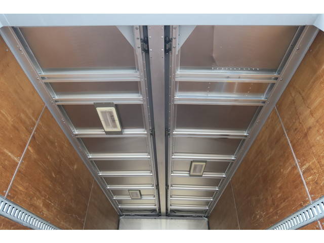 日野レンジャーアルミウイング中型（4t）[写真11]