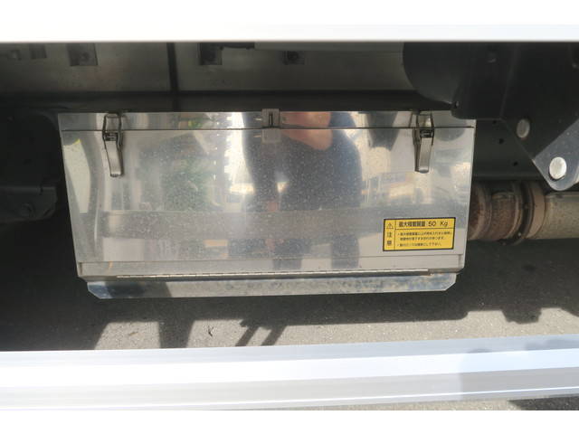 日野レンジャーアルミウイング中型（4t）[写真21]