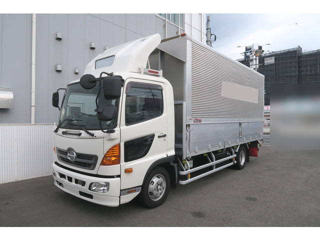 日野レンジャーアルミウイング中型（4t）[写真03]