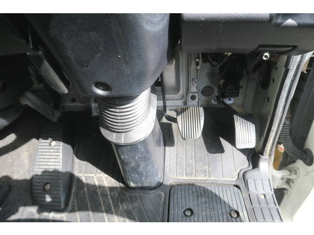 日野レンジャーアルミウイング中型（4t）[写真32]