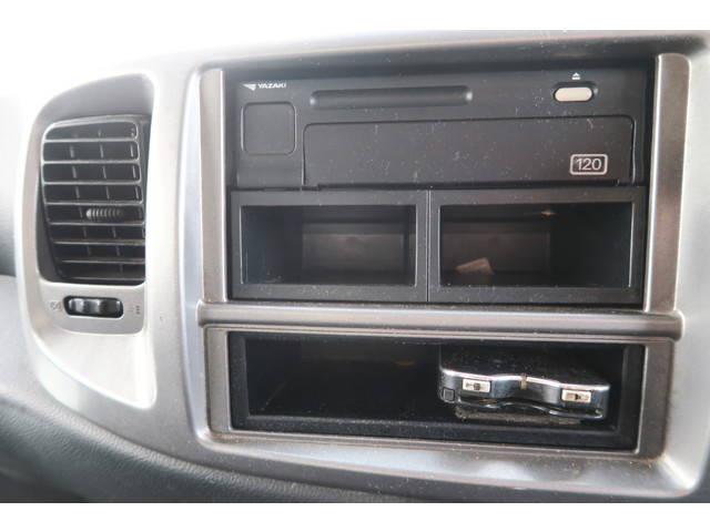 日野レンジャーアルミウイング中型（4t）[写真37]