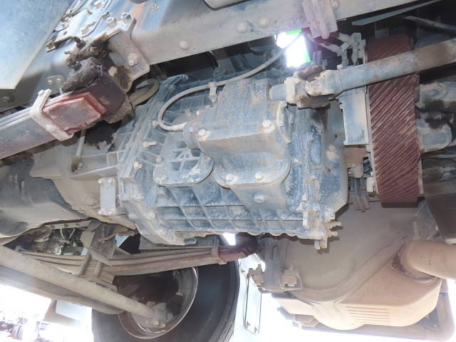 いすゞギガダンプ大型（10t）[写真11]