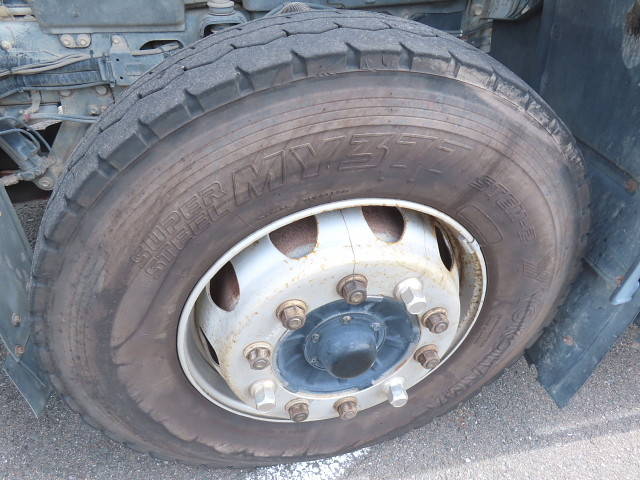 いすゞギガダンプ大型（10t）[写真16]