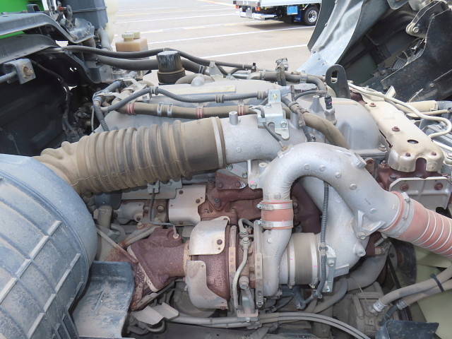 いすゞギガダンプ大型（10t）[写真18]