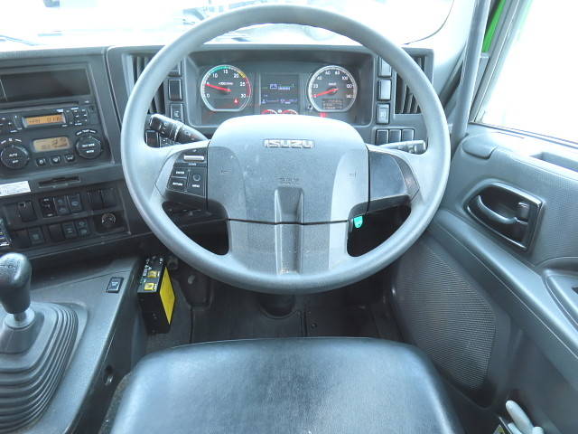 いすゞギガダンプ大型（10t）[写真22]