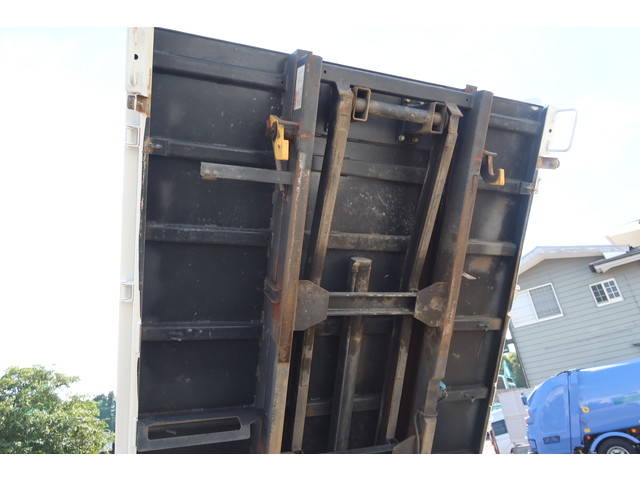 いすゞエルフローダーダンプ小型（2t・3t）[写真20]