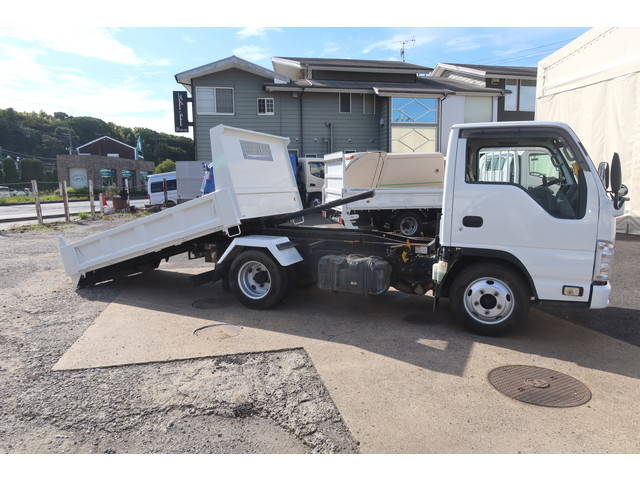 いすゞエルフローダーダンプ小型（2t・3t）[写真03]