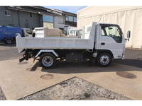 いすゞエルフローダーダンプ小型（2t・3t）[写真09]