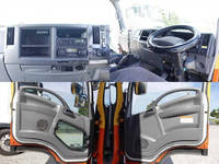 いすゞフォワードアルミウイング中型（4t）[写真19]