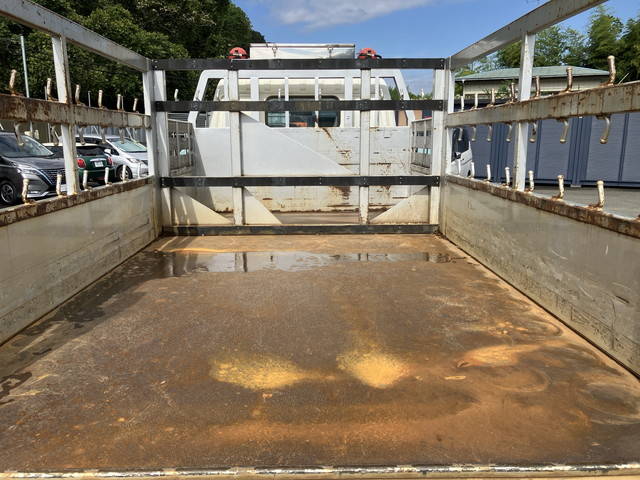 日野デュトロアルミブロック小型（2t・3t）[写真11]