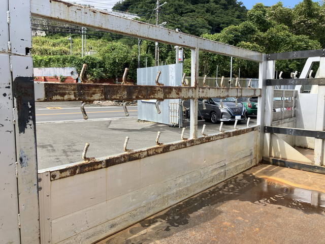 日野デュトロアルミブロック小型（2t・3t）[写真12]