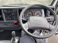 いすゞエルフパネルバン小型（2t・3t）[写真11]