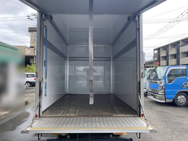 いすゞエルフパネルバン小型（2t・3t）[写真07]