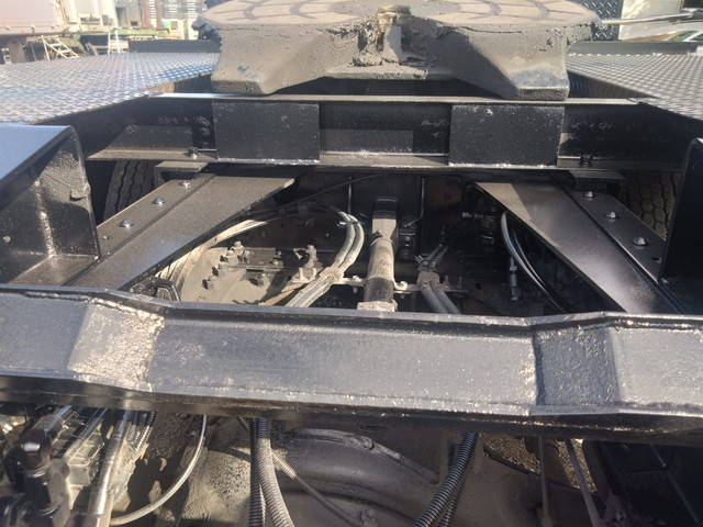 いすゞギガトレーラーヘッド（トラクターヘッド）大型（10t）[写真10]